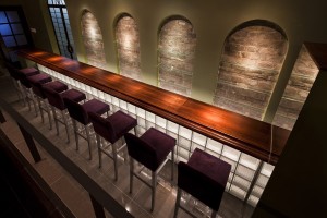 Iroha wall bar table