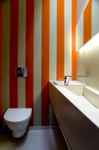 Cantagua House by Daniela Uribe Architects bathroom